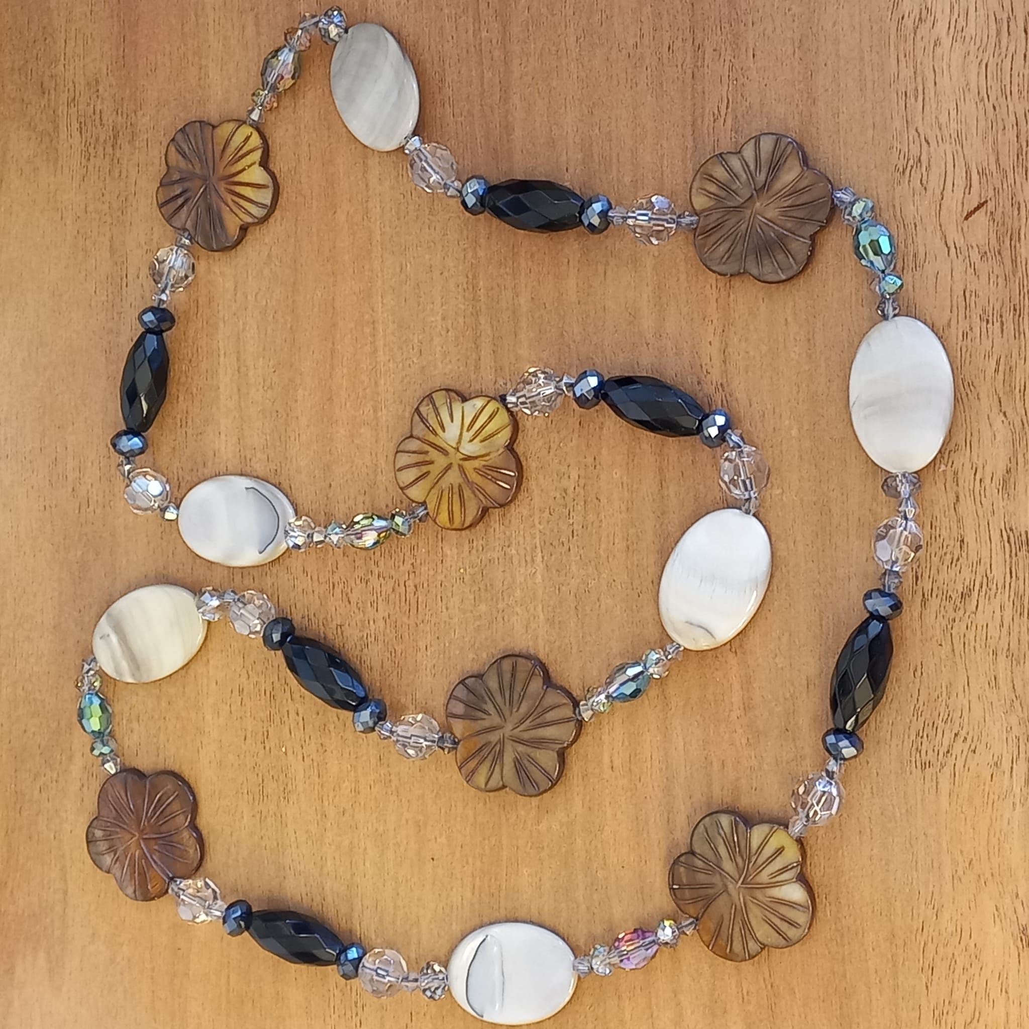 The main image for this shop item